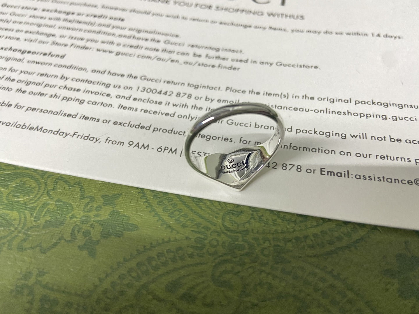 GG Interlocking G Red Enamel Heart Ring