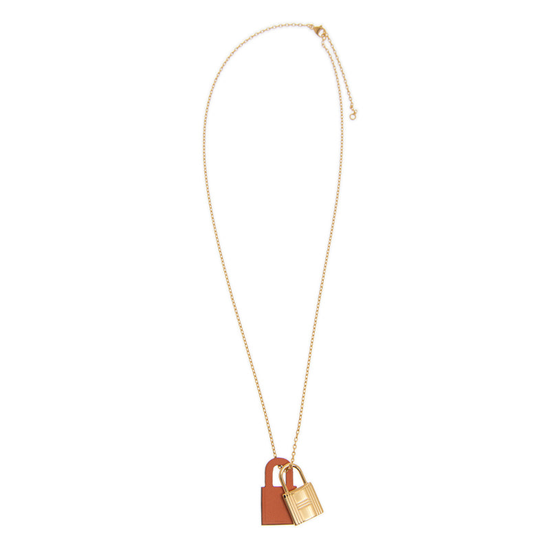 18K O'Kelly Orange Pendant H Necklace