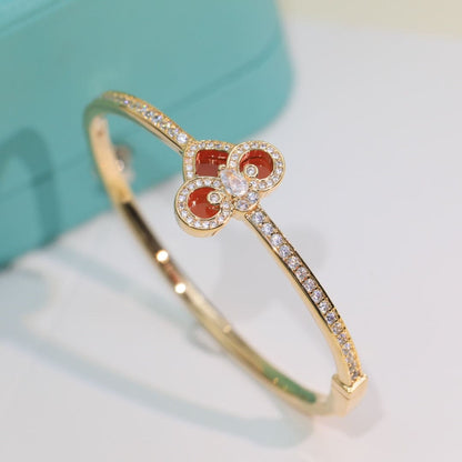 18K T Fleur De Lis Bracelet