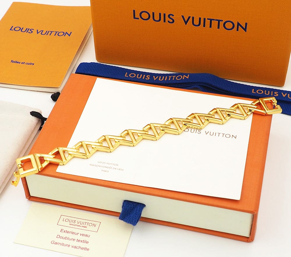 18K Louis Volt Curb Chain Large Bracelet