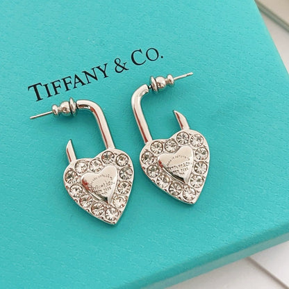 18K T Diamond Heart Earrings