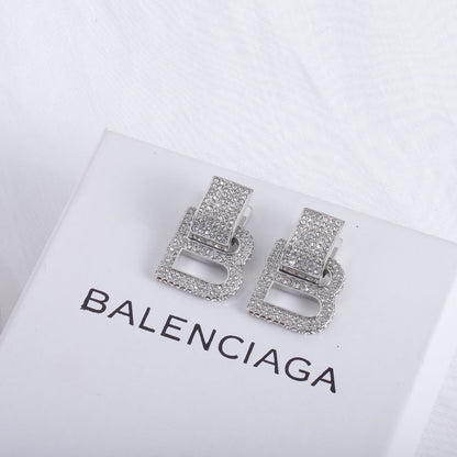 18K BB Hourglass Diamond Earrings