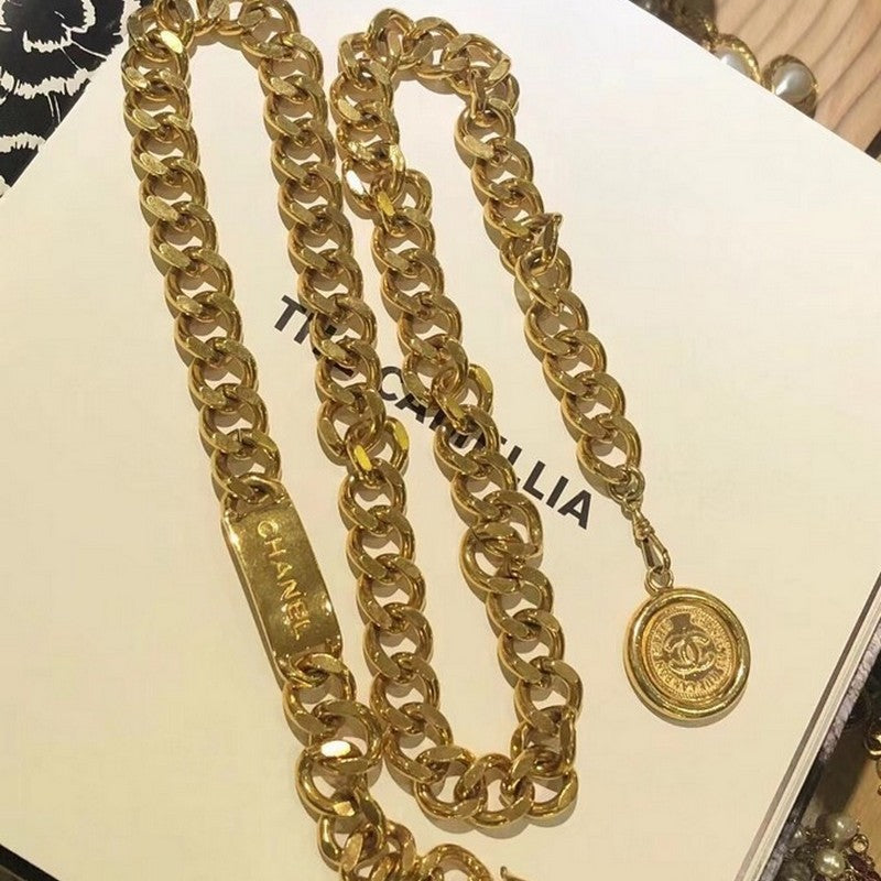 18K CC Gold Vintage Necklace