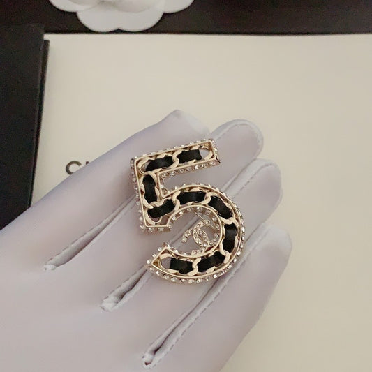 18K CC No.5 Leather Diamond Brooch