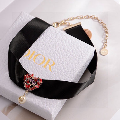 18K CD 30 Montaigne Red Crystals Choker Necklace