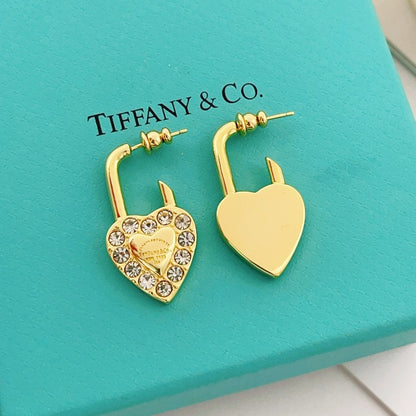 18K T Diamond Heart Earrings