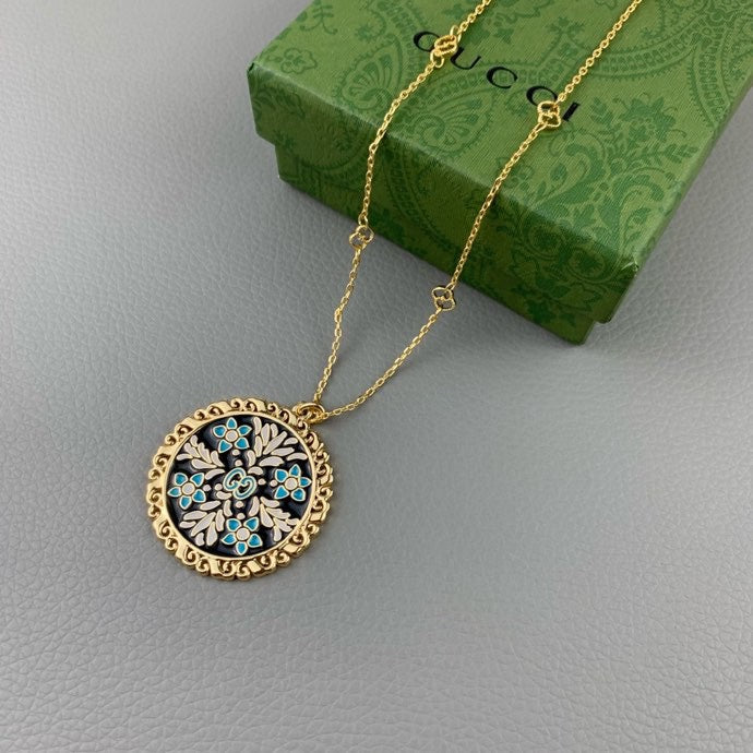 18K Double G Iconic Floral Pendant Necklace