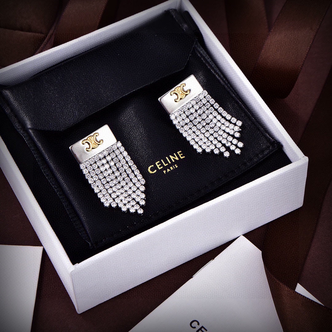 18K Triomphe Diamonds Tassel Earrings