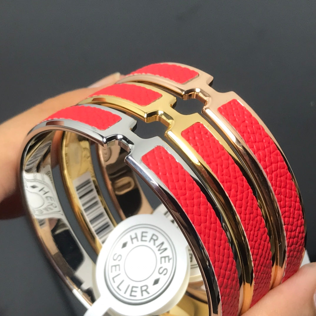 18K Olympe Red H Bracelet