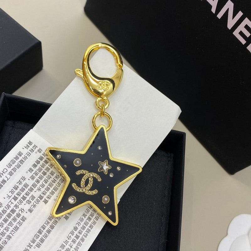 18K CC Black Gold Star Brooch