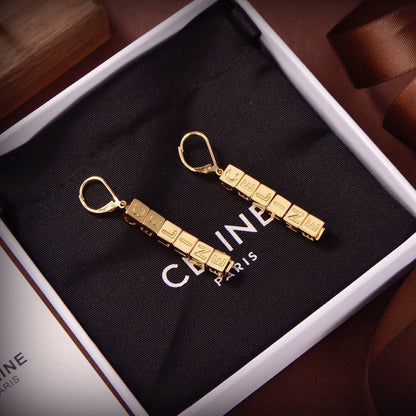18K Triomphe Script Cube Earrings