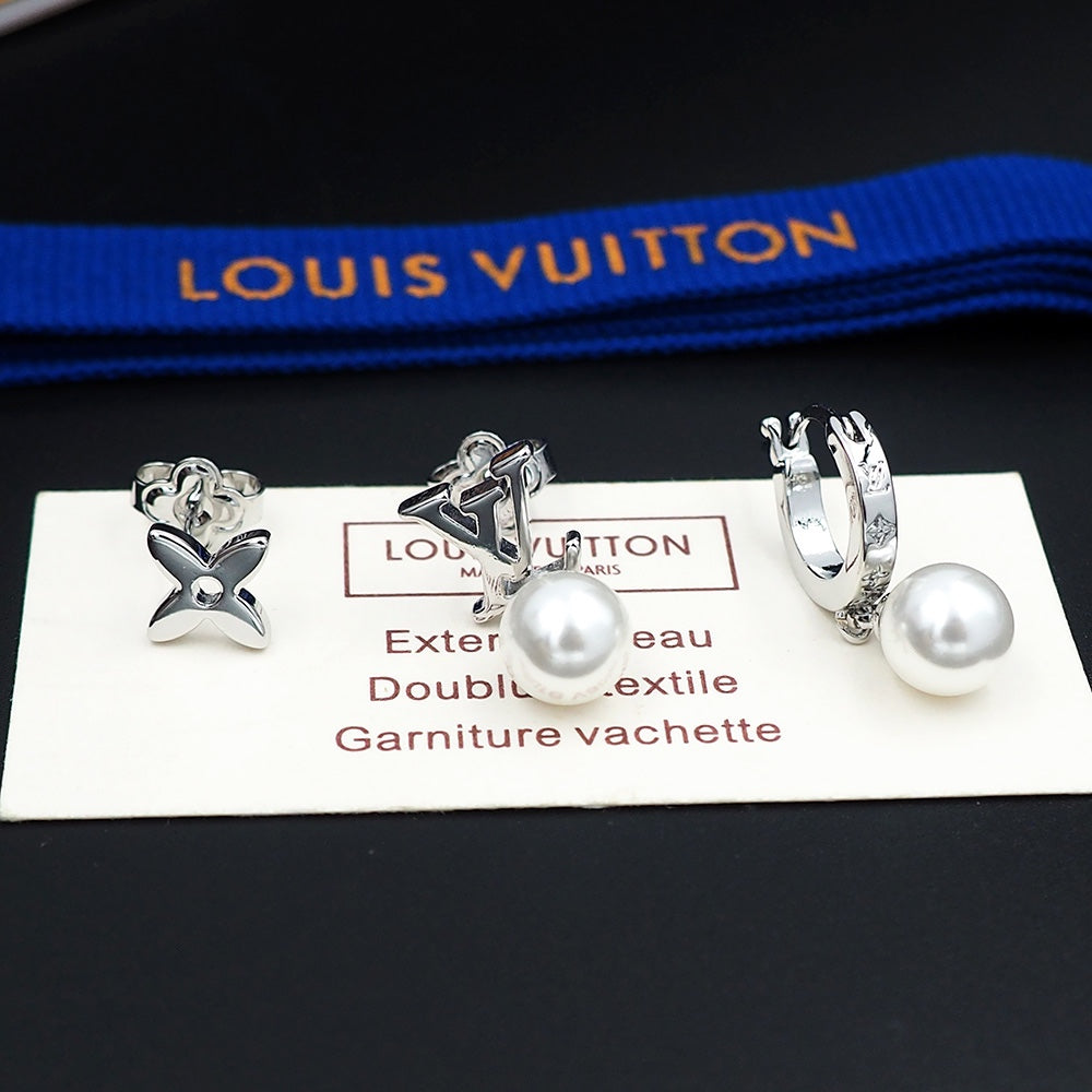 18K Louis Monogram Pearls Earrings