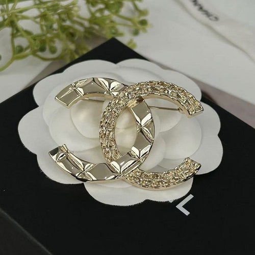 18K CC Gold Brooch