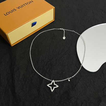 18K Louis Blossom Pendant Necklace