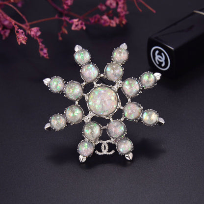 18K CC Flower Crystals Brooch