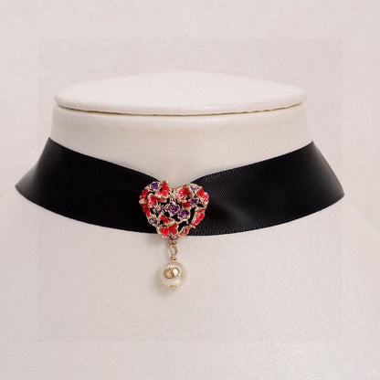 18K CD 30 Montaigne Red Crystals Choker Necklace