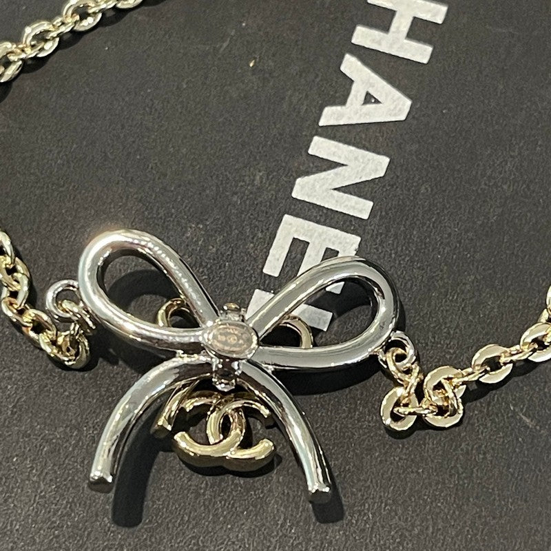 18K CC Bow Tie Chain Bracelet