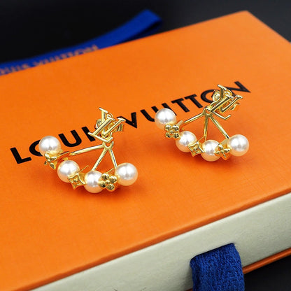 18K Louis Monogram Pearls Earrings