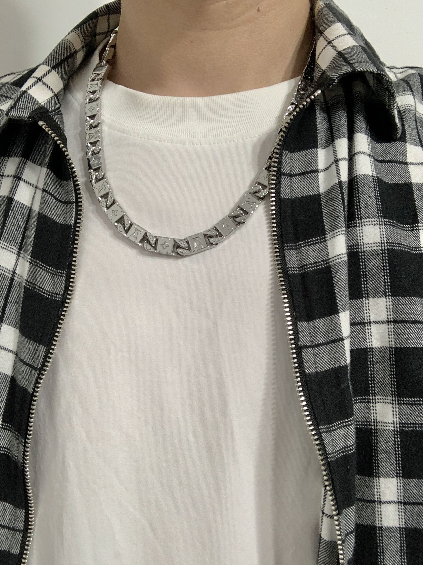 18K Louis Monogram Tied Up Necklace