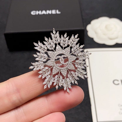 18K CC Flower Crystal Brooch
